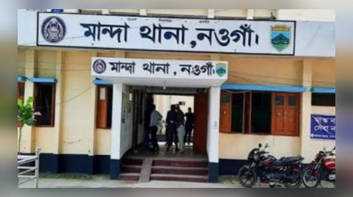 ডিবি পরিচয়ে বাড়িতে ঢুকে চুরির চেষ্টা, আটক তিনজন