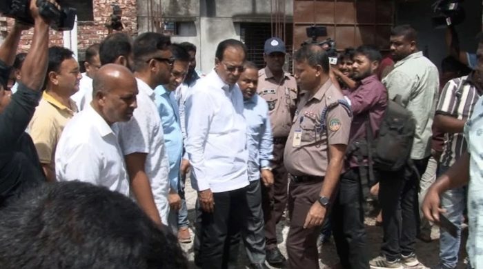 মাদকের প্রতিবাদ করায় শিক্ষক পরিবার হত্যার অভিযোগ ত্রাণমন্ত্রী
