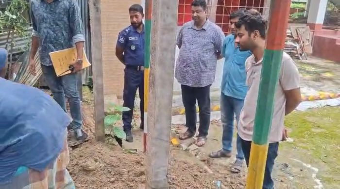 রাতের আঁধারে কথিত পীর শামীমের লাশ উত্তোলন, ফিলিপনগরে নতুন করে চাঞ্চল্য