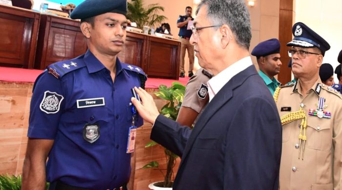 রাষ্ট্রপতি পুলিশ পদক পেলেন বাঘা থানার এসআই সিফাত রেজা