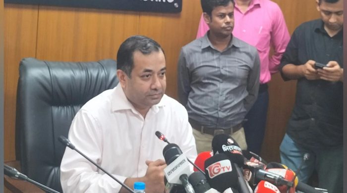 অনিবন্ধিত নিউজ পোর্টাল ও ফেসবুক পেজে নজর সরকারের