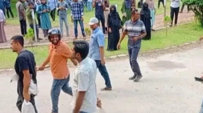 ইসলামী বিশ্ববিদ্যালয়ে সংঘর্ষে অস্ত্রধারী ১৯ বহিরাগত শনাক্ত