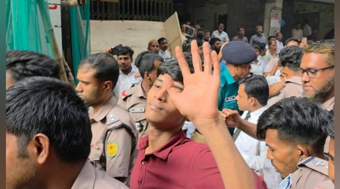 উত্তরায় জন্মদিনের আয়োজন, ১৫ জনকে রিমান্ডে