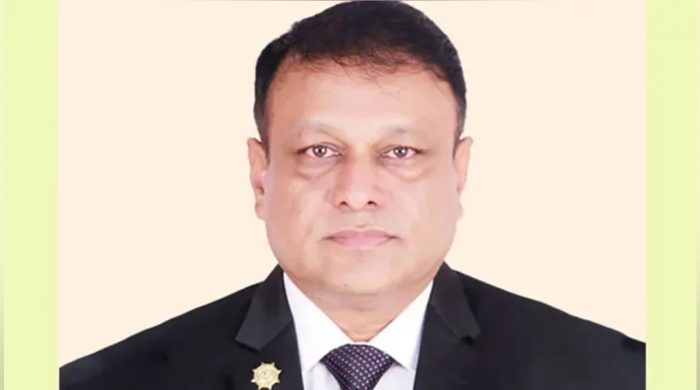 এসএসএফের সাবেক ডিজি মজিবুরের বিরুদ্ধে দুদকের দুই মামলা