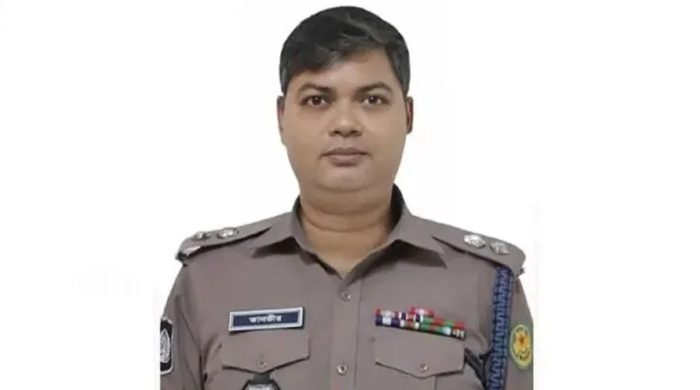 গুলশান মিছিলের পর ডিসিকে সদর দপ্তরে সংযুক্ত