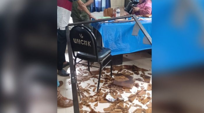 পানিতে শিশুর মৃত্যু, মিরপুর হাসপাতালে স্বজনদের ভাঙচুর
