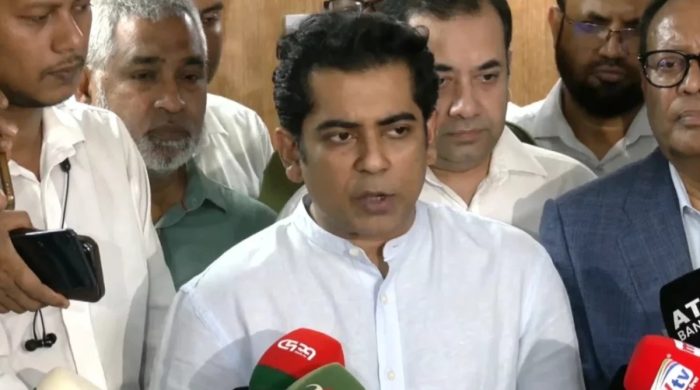 ফেসবুকে গালিগালাজ ঠেকাতে নতুন আইন করছে সরকার