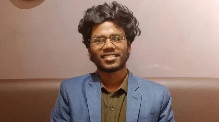 মেসের কক্ষে সাড়া মিলল না, জবির শিক্ষার্থীর ঝুলন্ত মরদেহ উদ্ধার