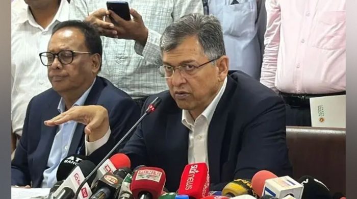 সাংবাদিক গ্রেপ্তারে আদালতের অনুমতির প্রস্তাব