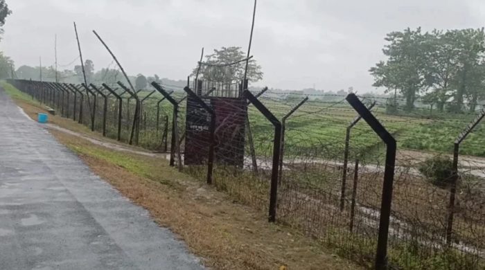 কুষ্টিয়া সীমান্তে বিএসএফের গুলি, আহত কৃষক; বিজিবির পাল্টা ফায়ার
