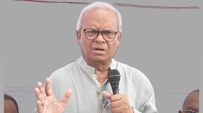 ক্রসফায়ার ফেরানোর বক্তব্যে সরকার বিব্রত, আইজিপিকে ঘিরে রিজভীর প্রশ্ন