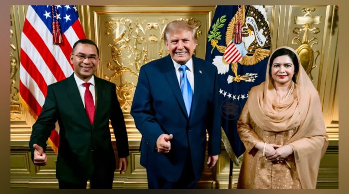 ট্রাম্পের নৈশভোজের ছবি প্রকাশ করলেন তারেক রহমান